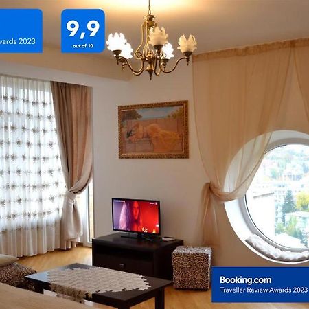 Sunny Apartment In The City Center 트루스카베츠 외부 사진