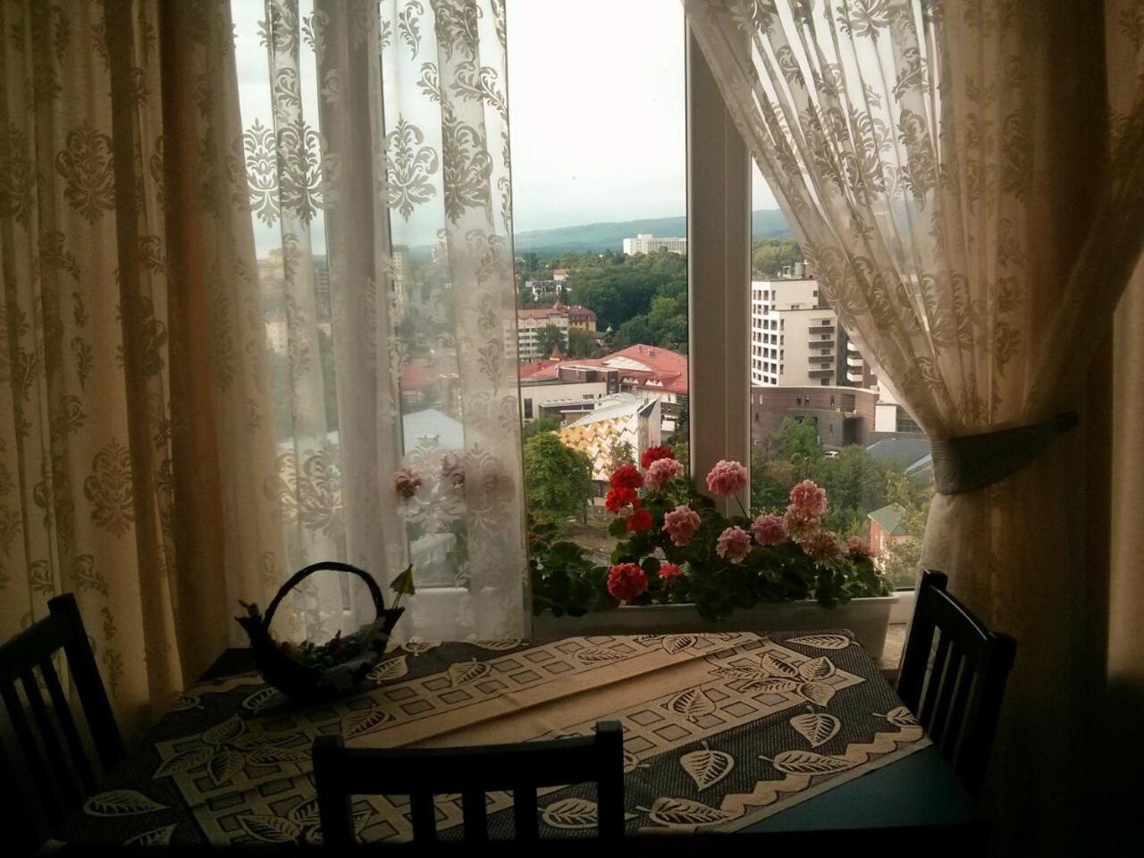 Sunny Apartment In The City Center 트루스카베츠 외부 사진